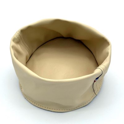 Corbeille à pain blanc cassé